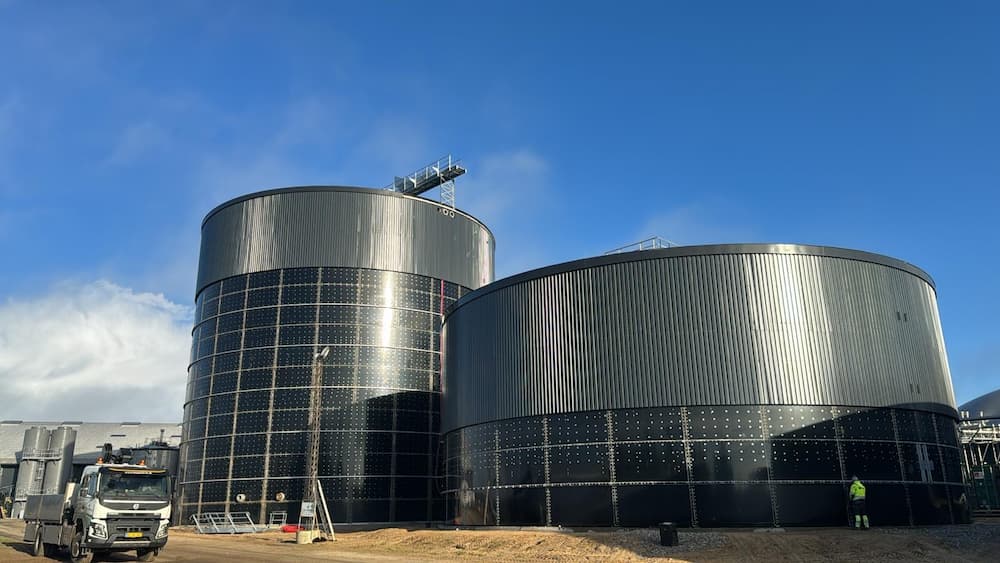 2 tanke biogas teknik